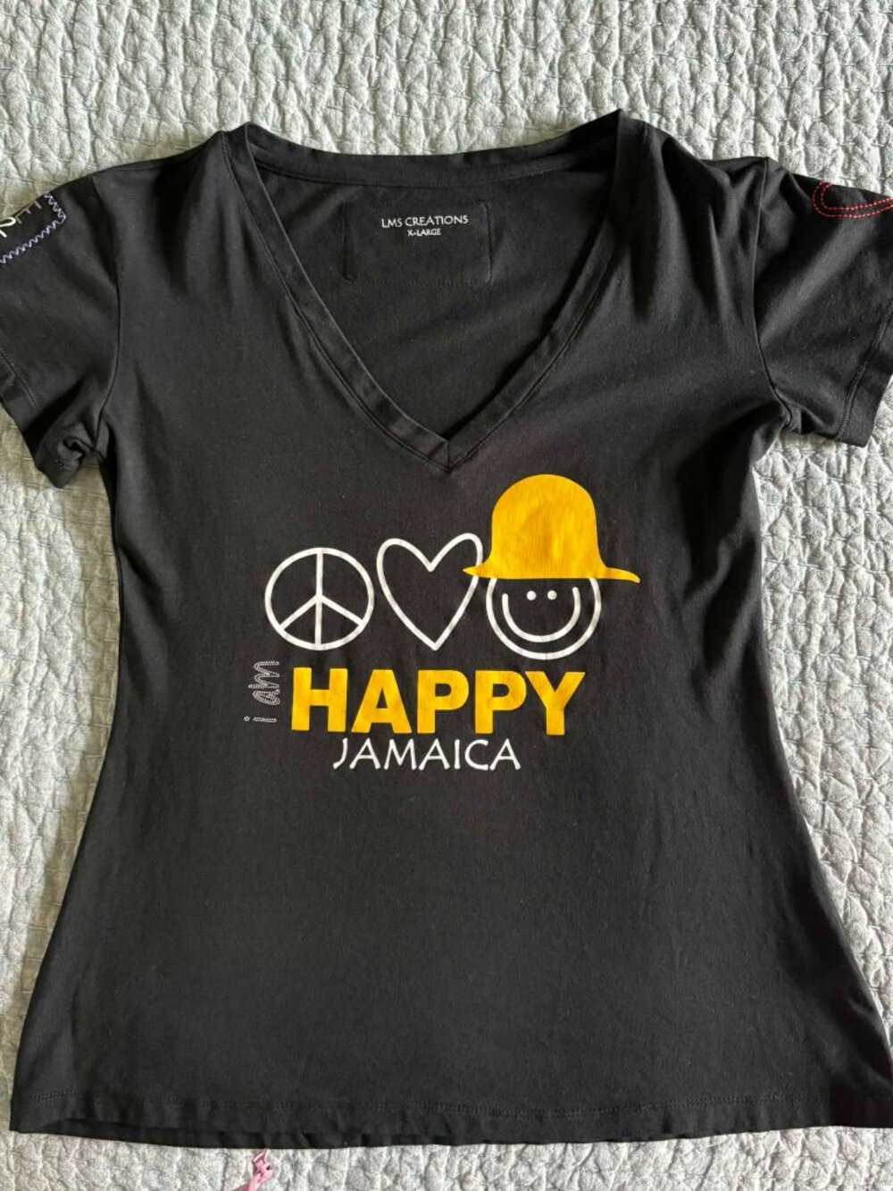 “i am Happy Jamaica” V-Neck Graphic T-Shirt